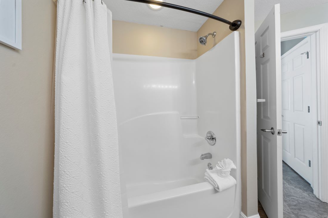 24 Crystal Shores West 108 Bathroom 3