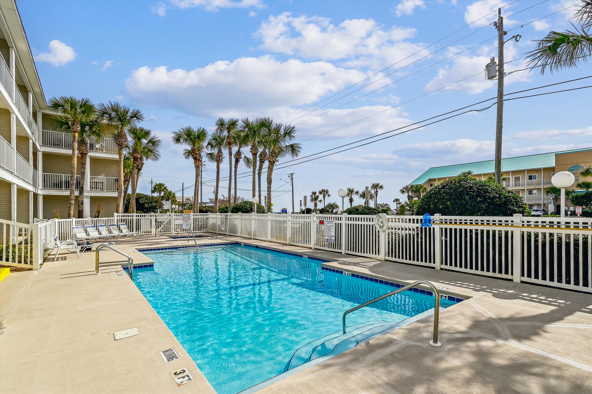 exterior-pool-_dsc5914