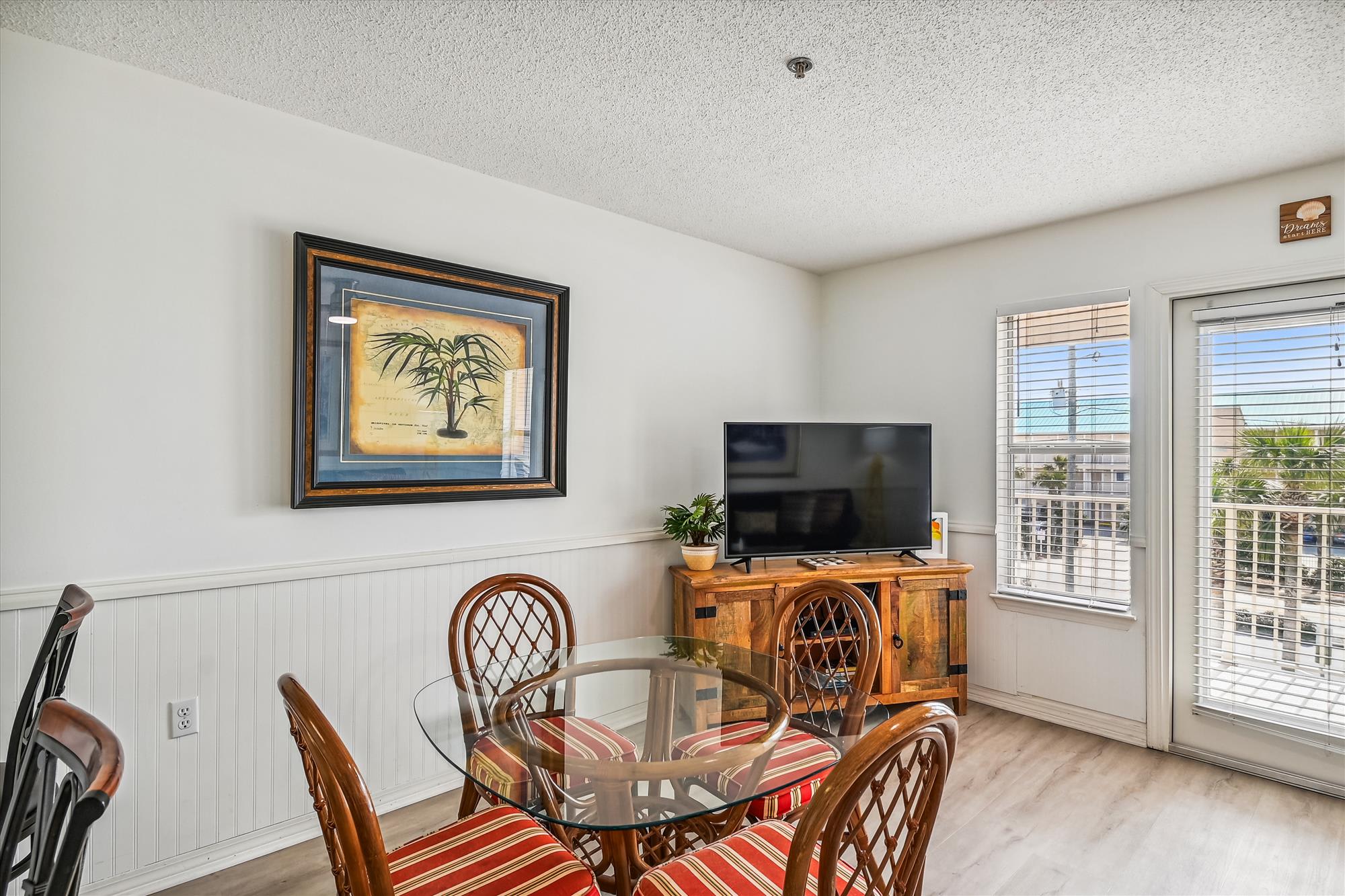 main level-dining room-_dsc5845