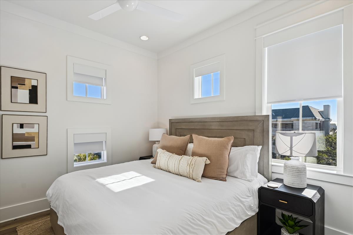 3rd Floor - King Guest Suite