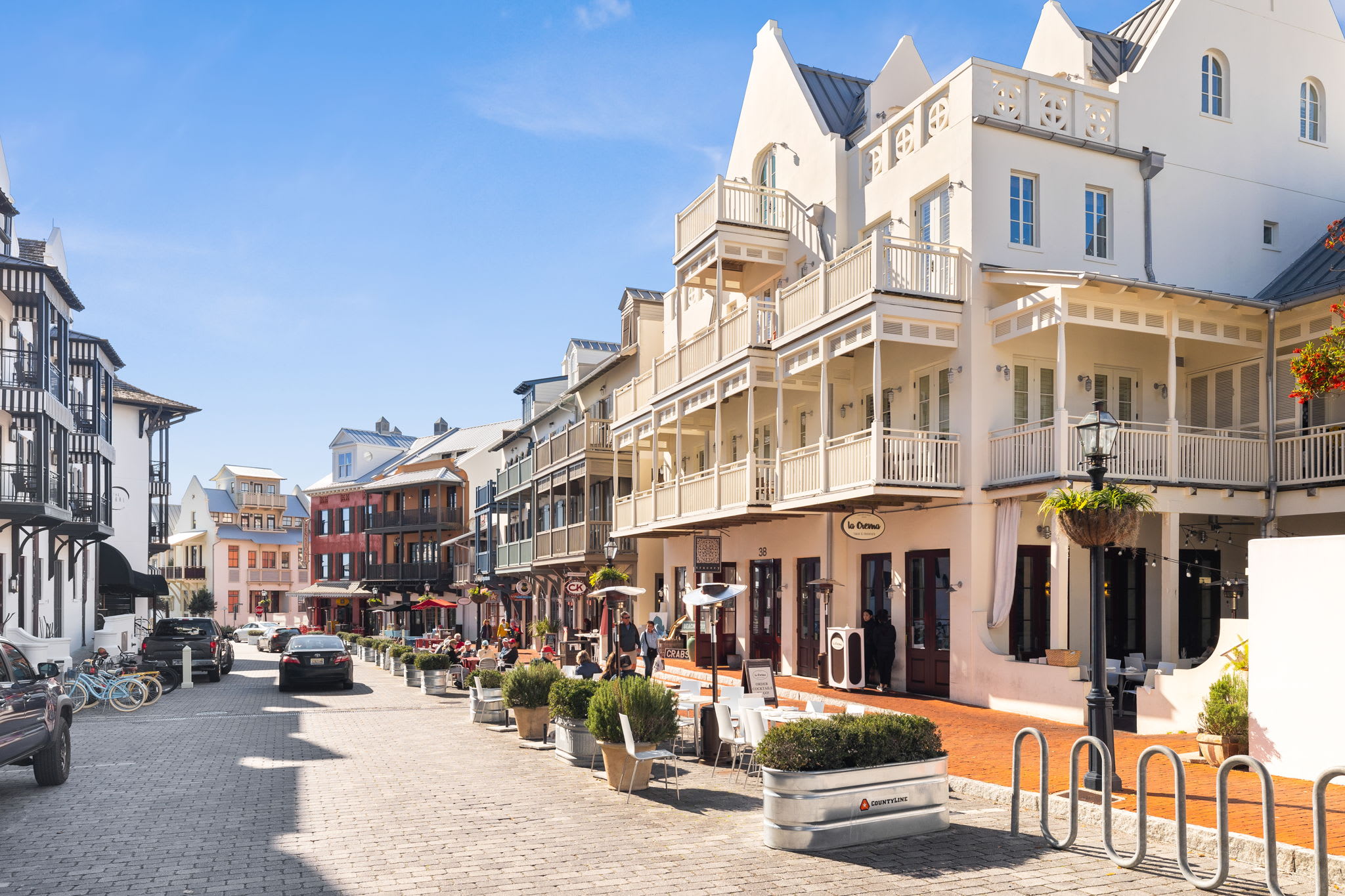 Explore the Shops & Restaurants of Rosemary Beach!