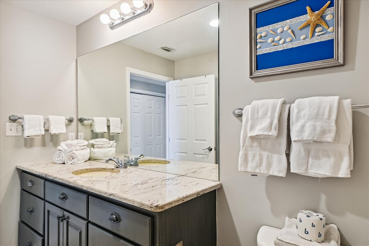 Spa-Like Bath Retreat