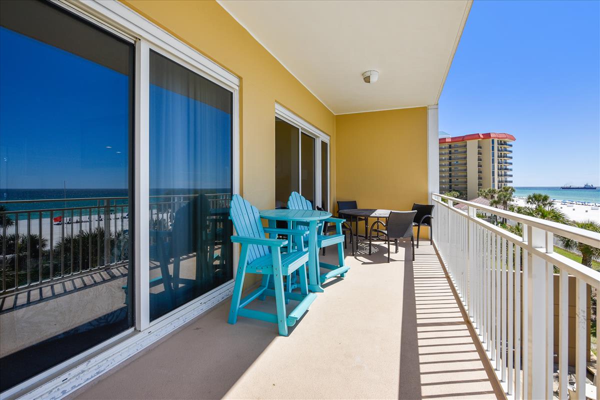 Floor Plan-Balcony-_KLH7737