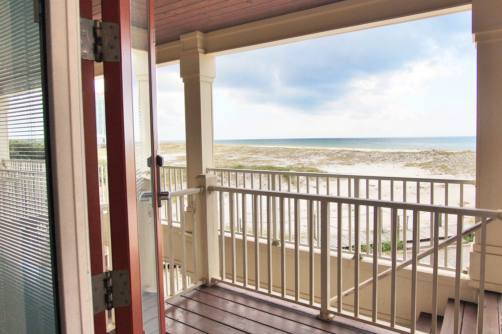 4 - 1st Floor Balcony (4)