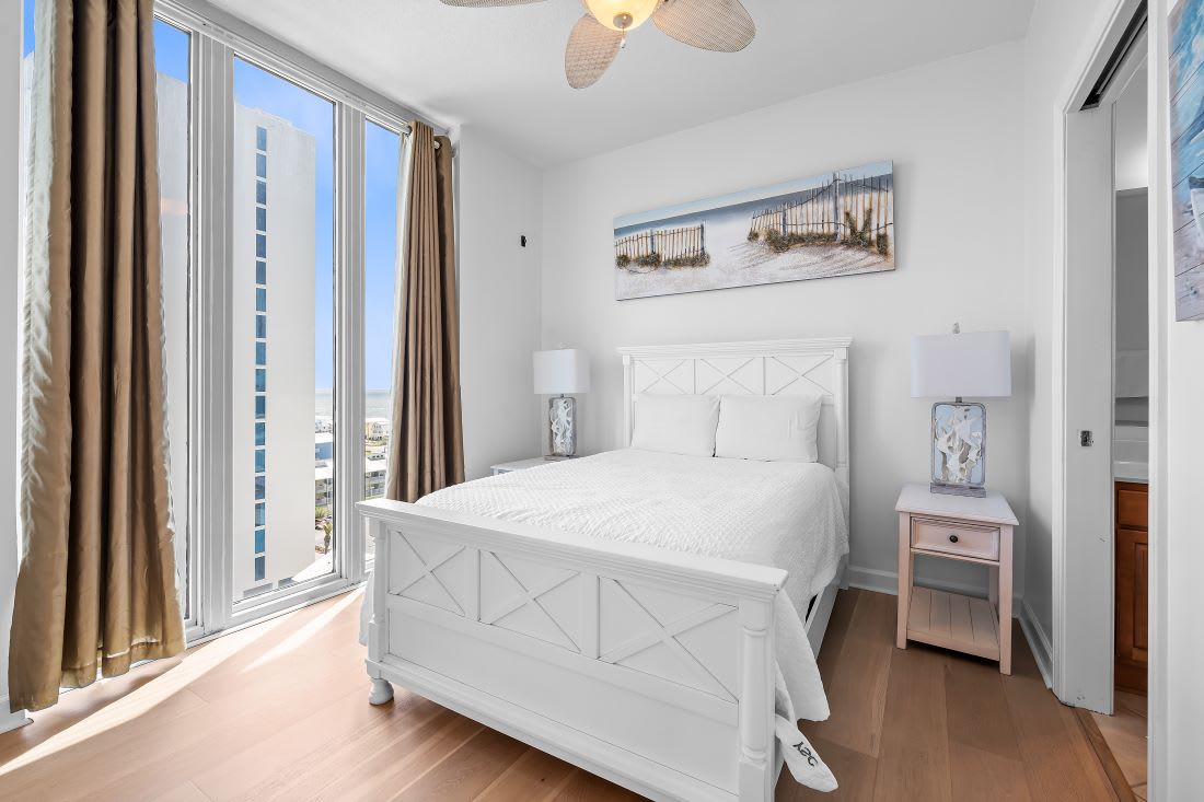 22 Lagoon Tower 902 Bedroom 3