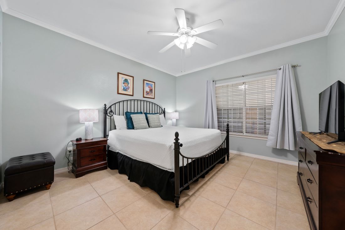 12 OB Villas Dockside Primary Bedroom