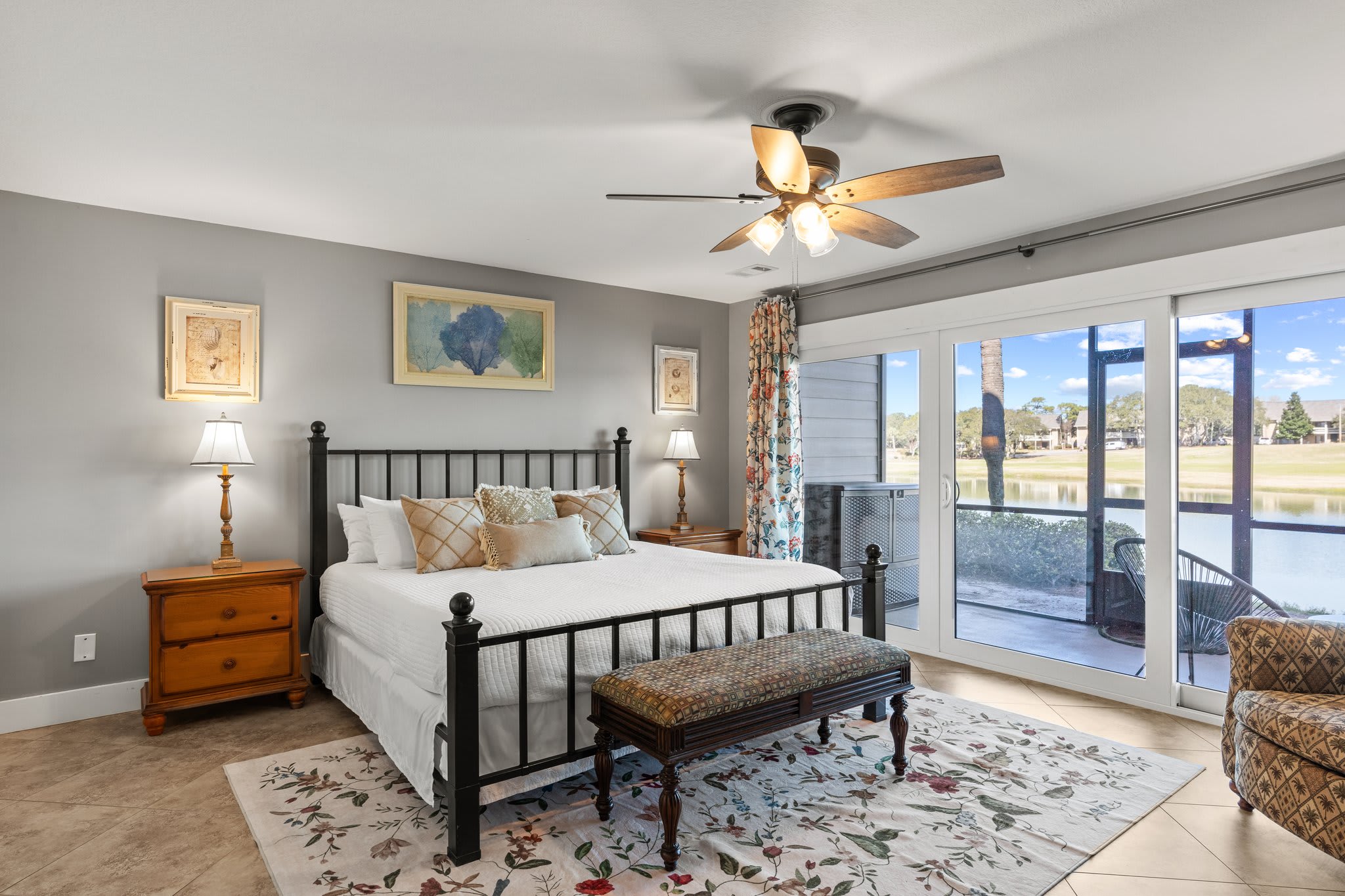 Primary bedroom with king size mattress