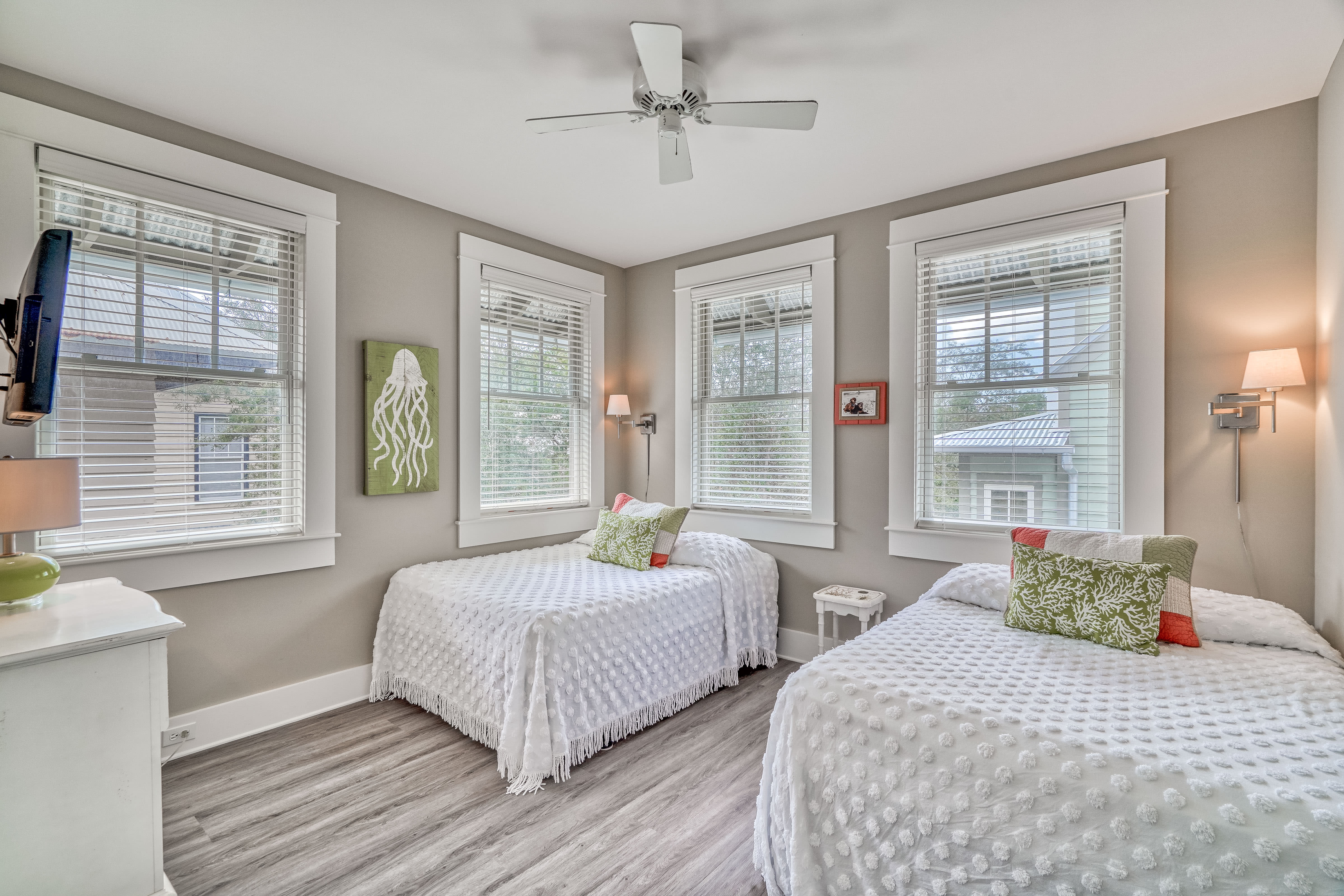 2nd Floor - Full Guest Suite