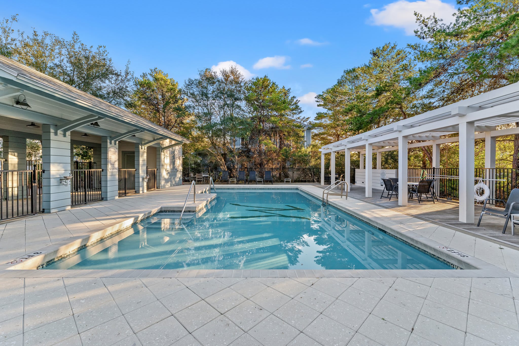 Community Pool - Just 2 Houses Down!