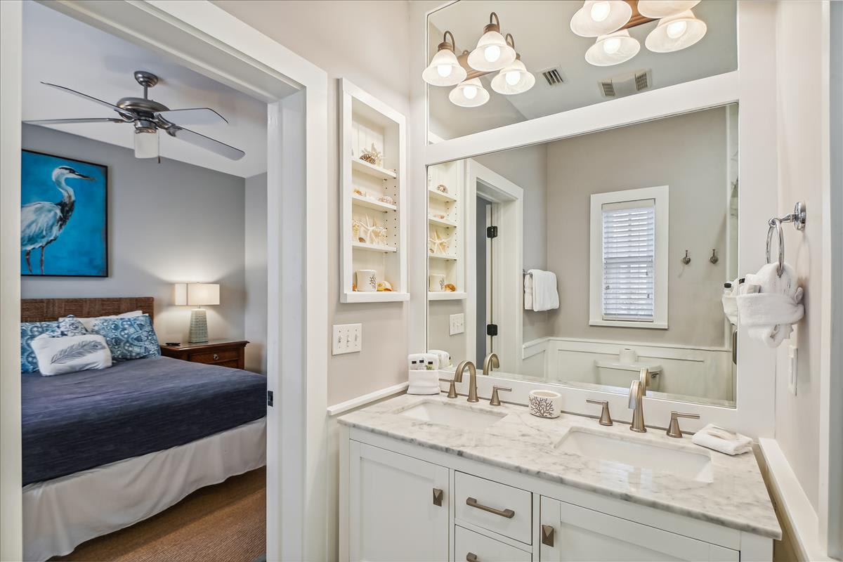 1st Floor Guest Bedroom - En Suite