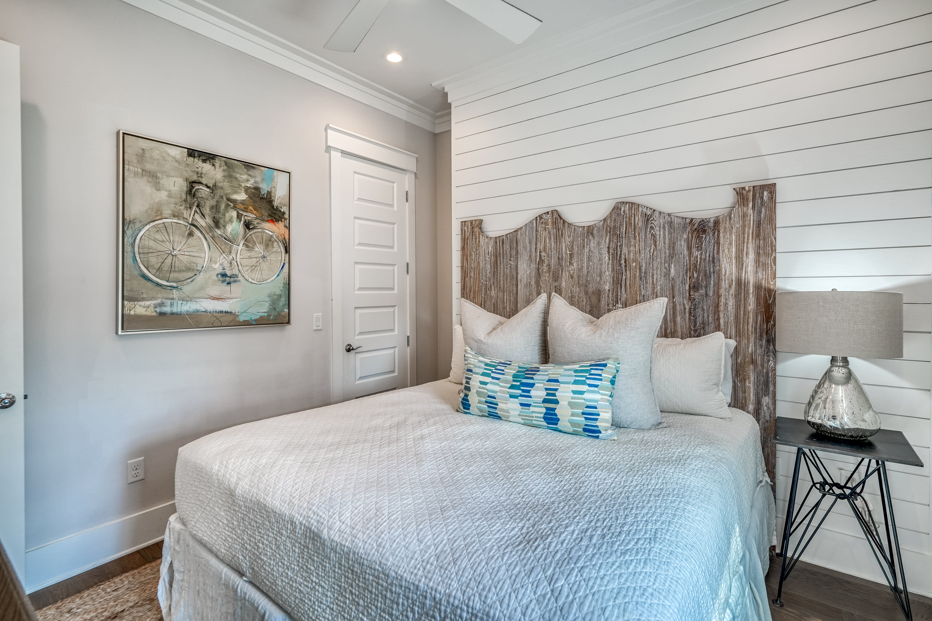 1st Floor - King Guest Suite