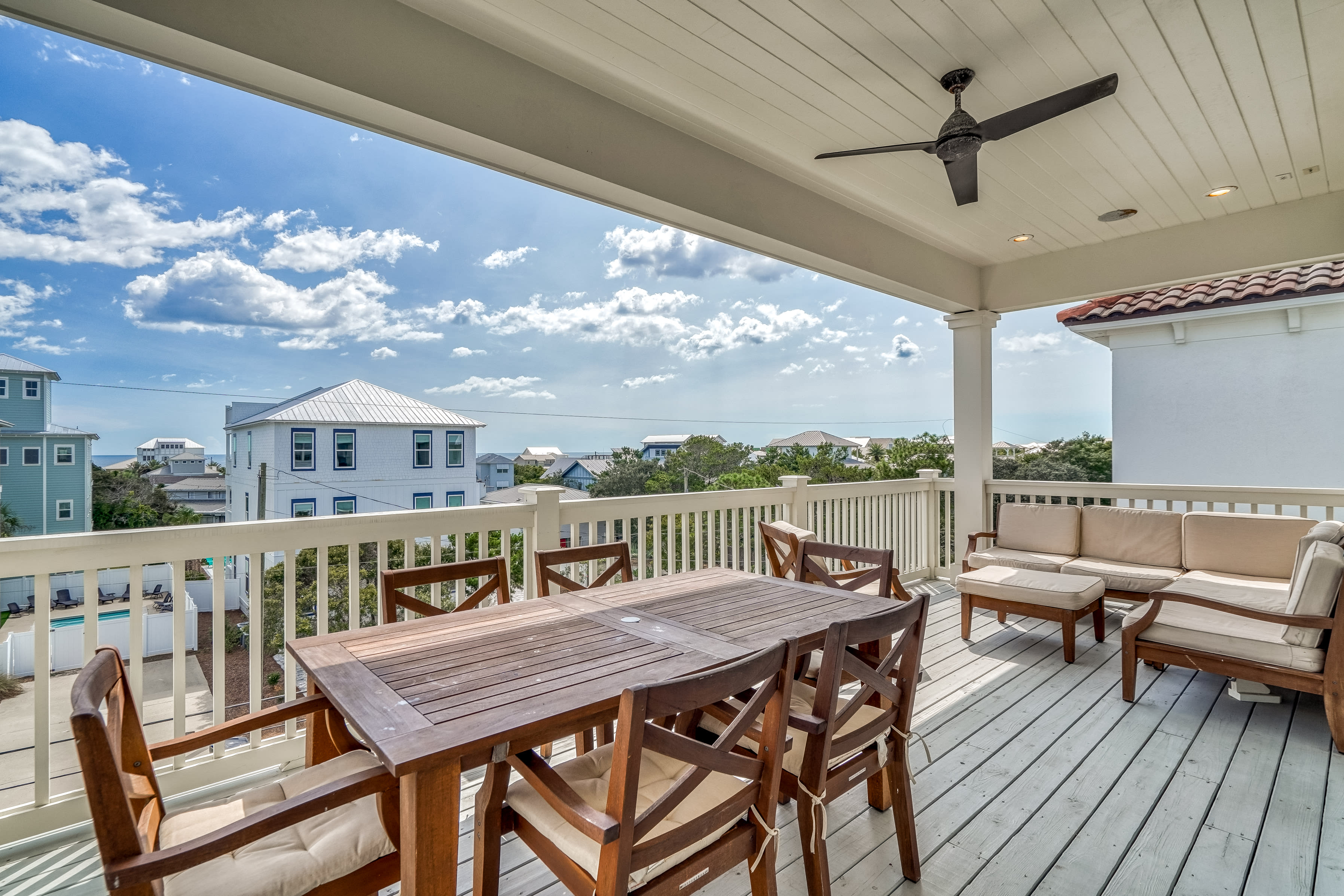 Al Fresco Dining for 6!