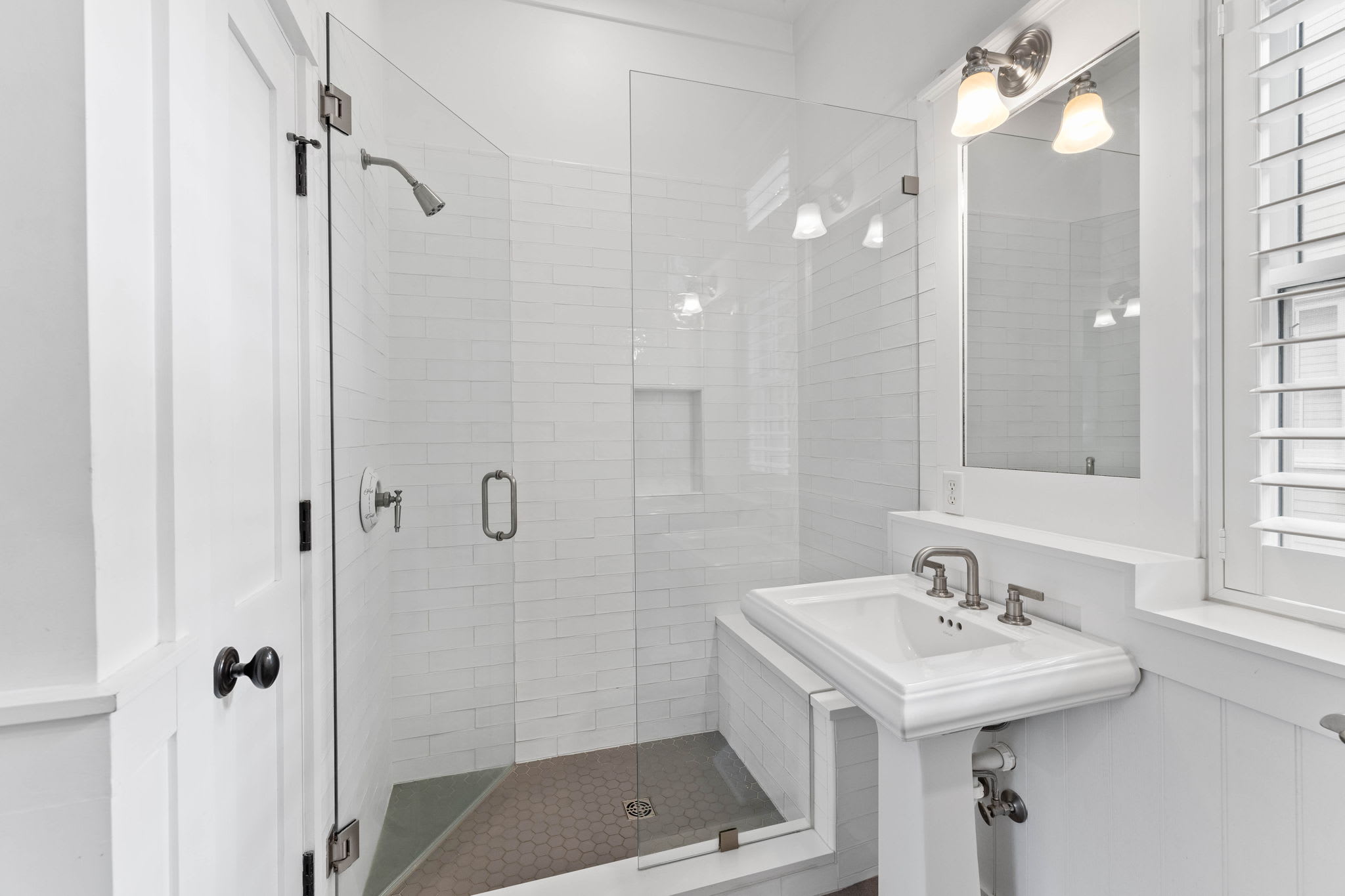 Primary King En-Suite - Oversize Walk-In Shower