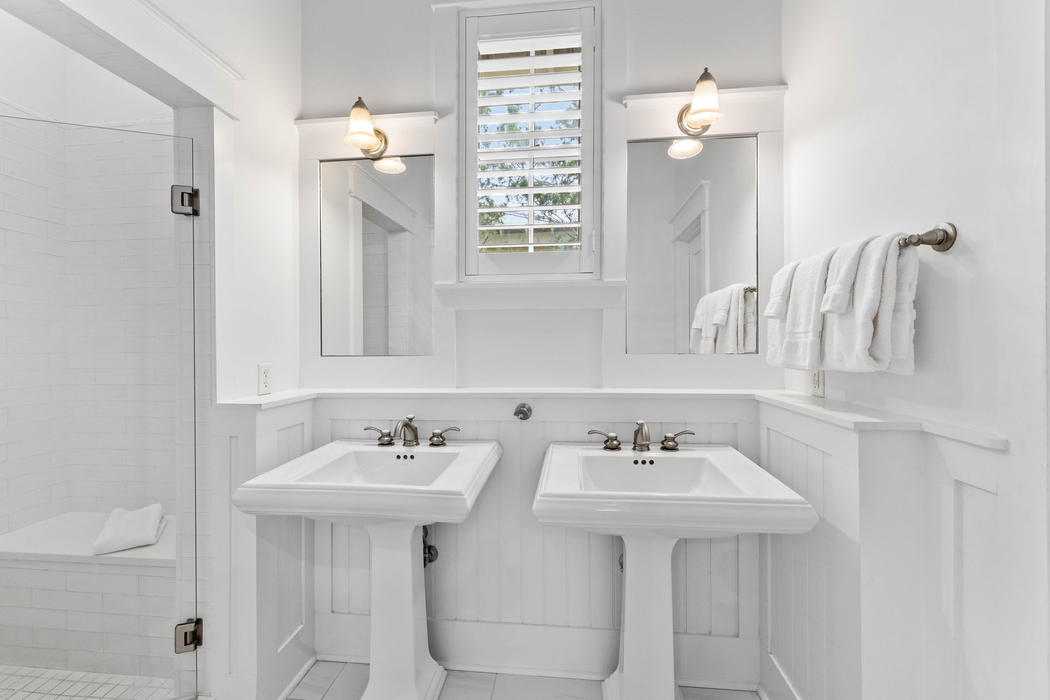 2nd Floor Primary En-Suite - Equipped with Dual Vanities