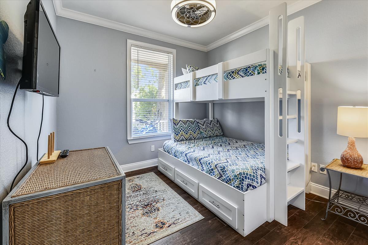 1st Floor - Bunk Room