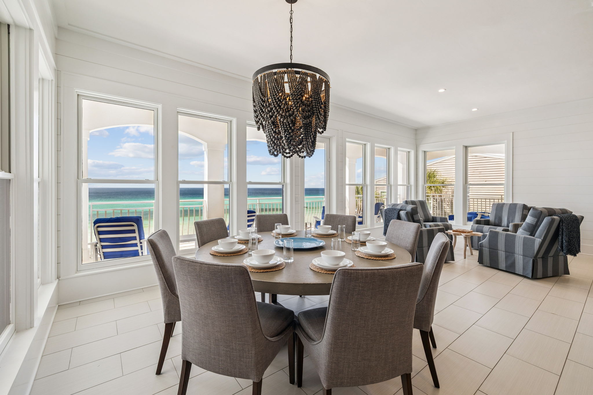 Dining Area with Seating for 8