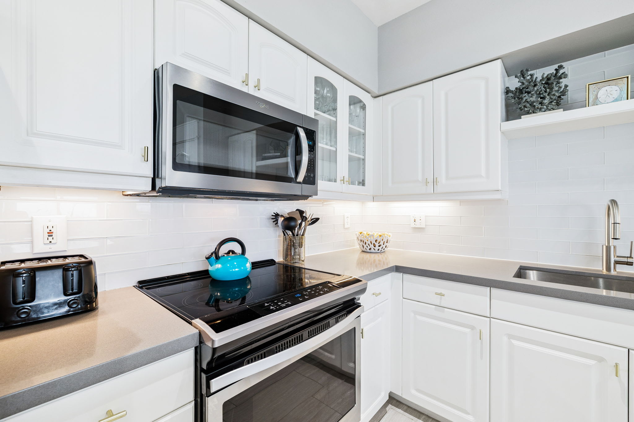 Offering Stainless Steel Appliances - Perfect for Cooking Gourmet