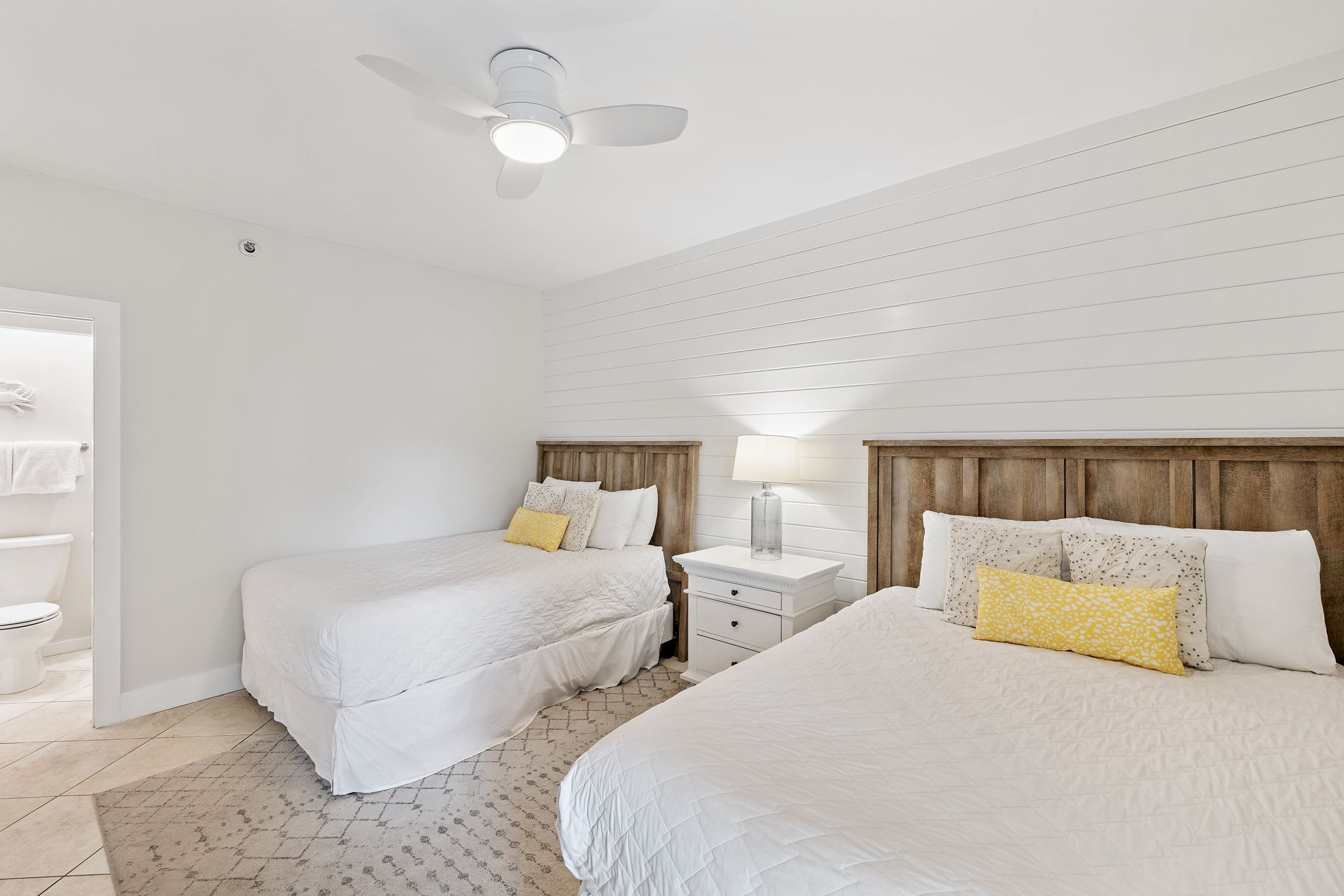 Queen Guest Suite - 2 Queen Beds Sleeping 4