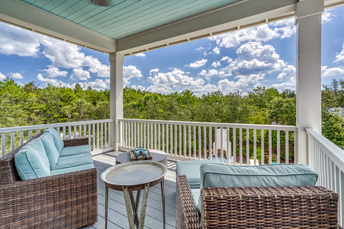 2nd Floor Guest Suite Private Balcony - Over Looking Pool Deck