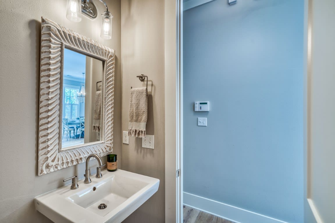 1st Floor - Powder Room