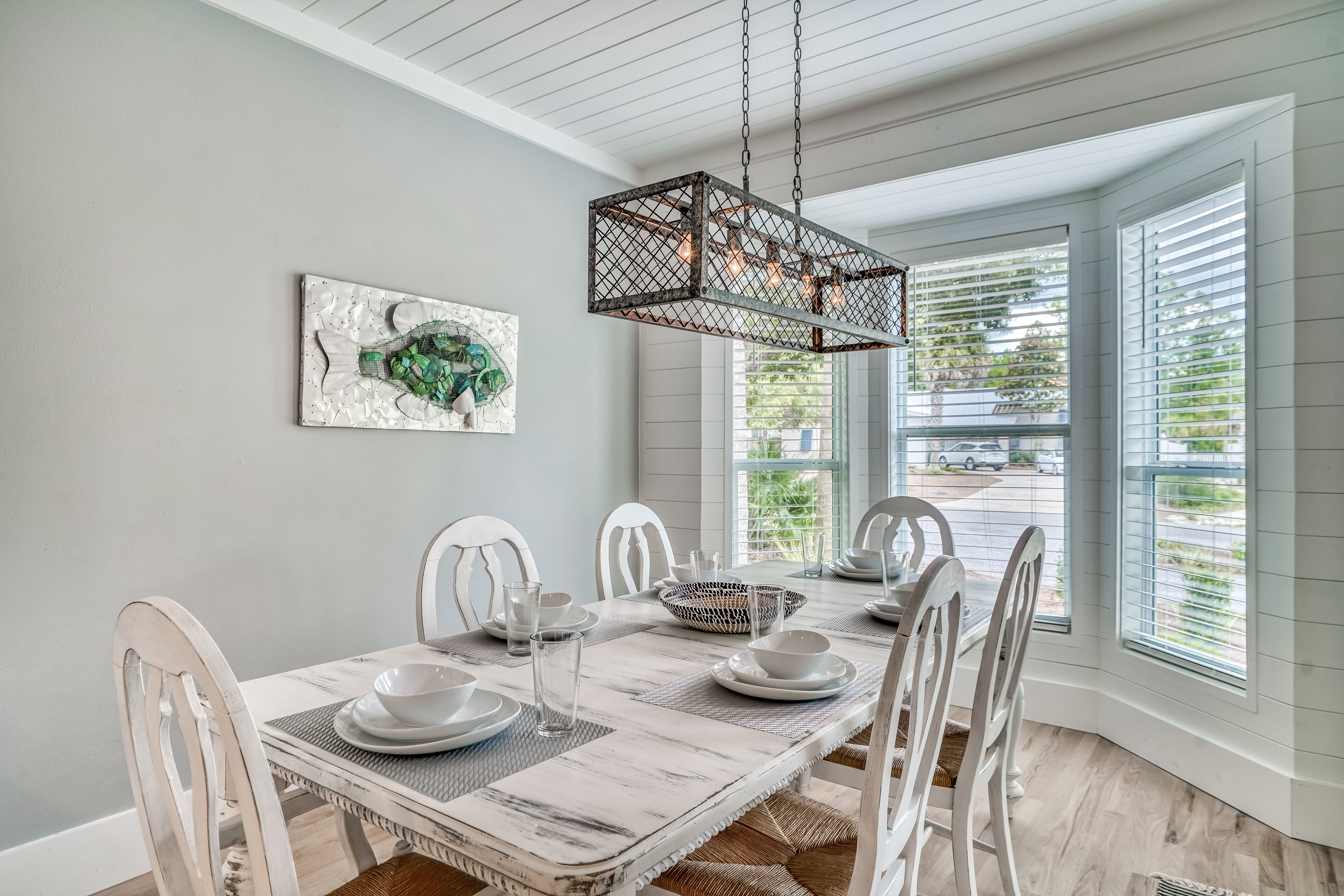 Dining - Alternate View