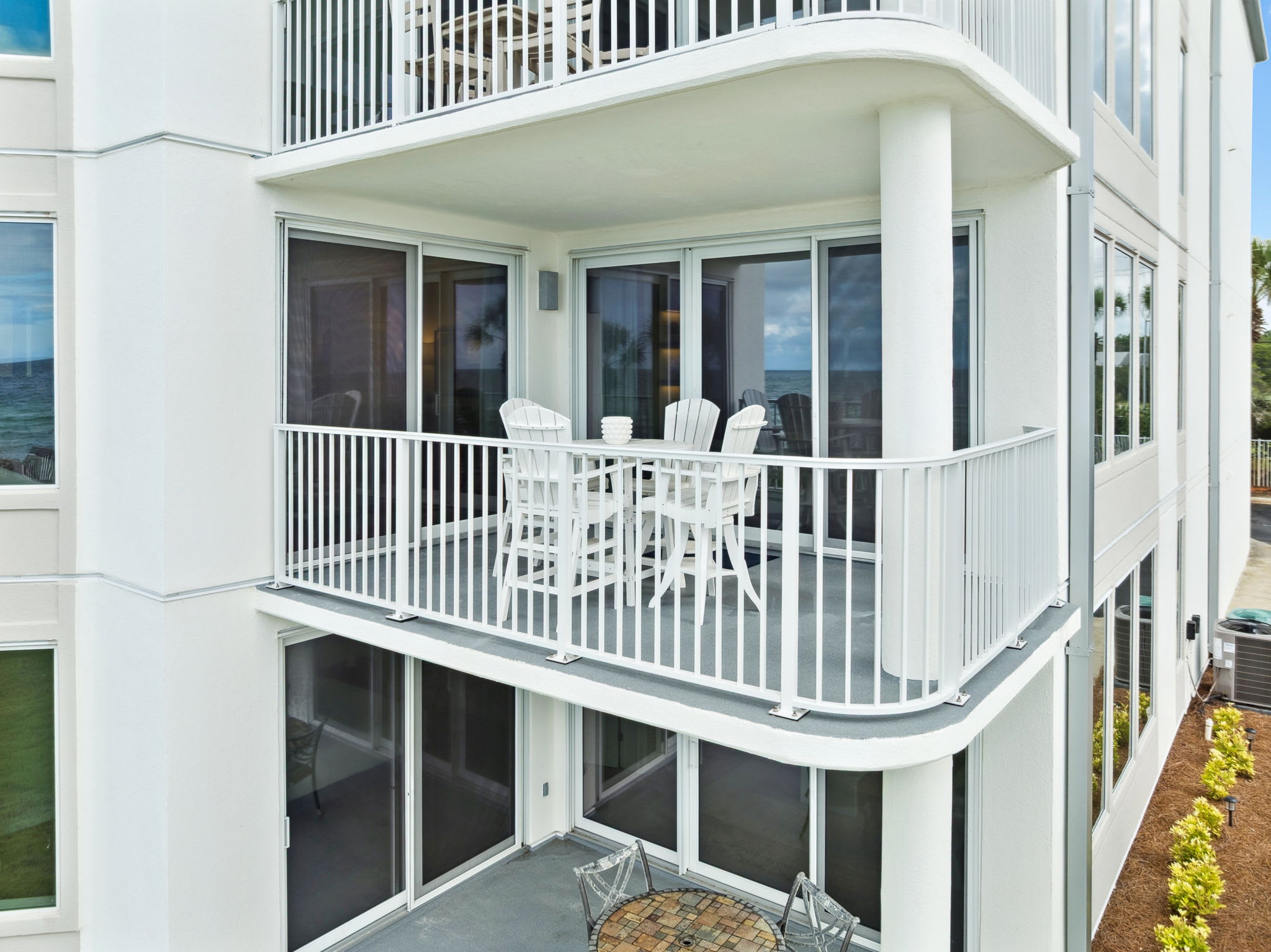 Enjoy Relaxing Evenings on the Gulf-Front Balcony!