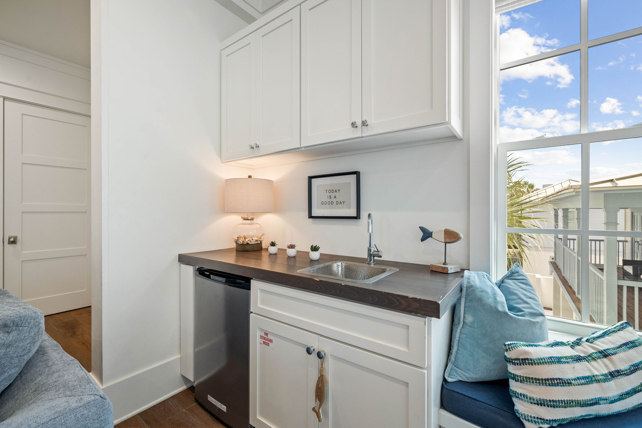 2nd Floor Living Area - Equipped with a Wet Bar