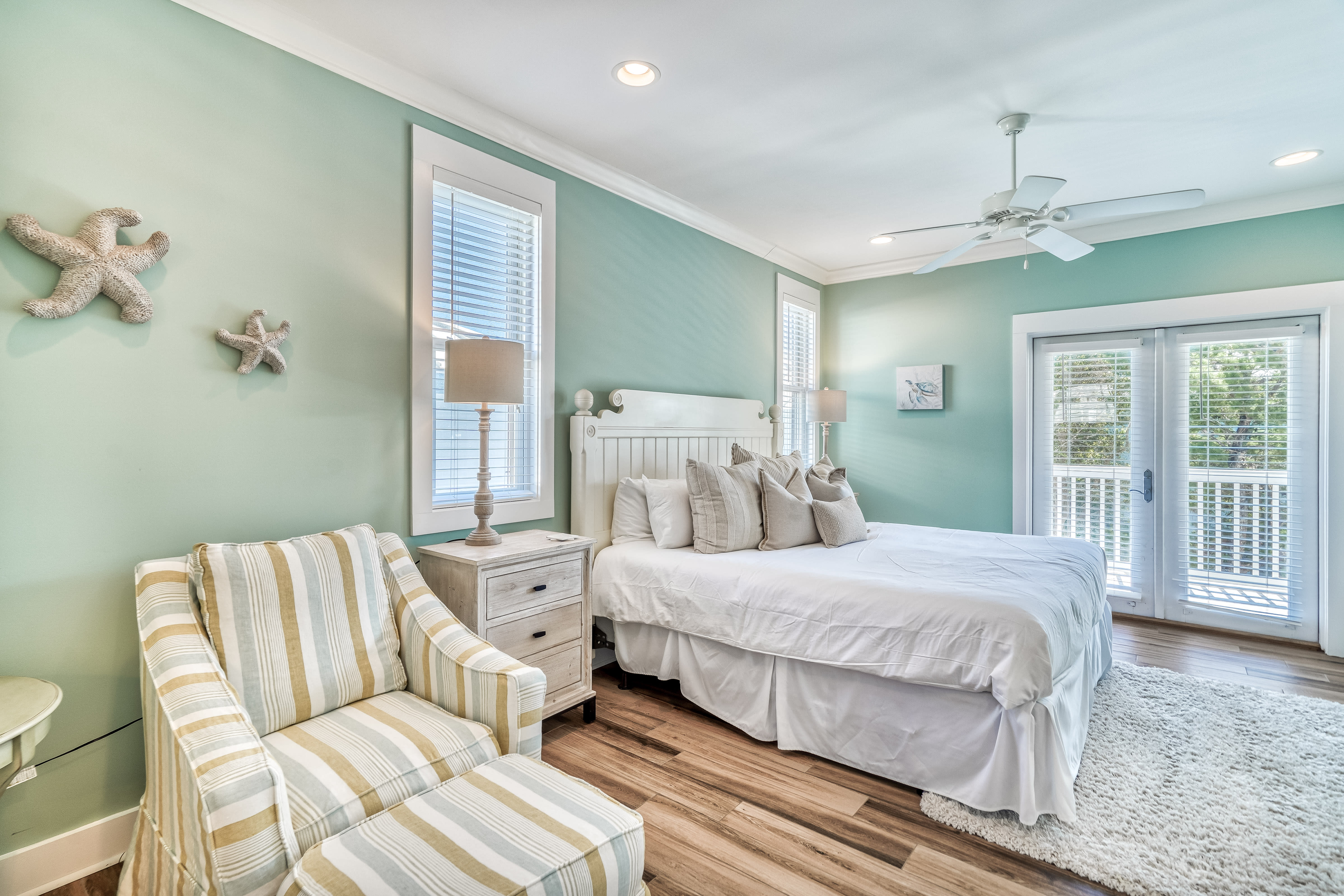 2nd Floor - Primary Suite - King Size Bed