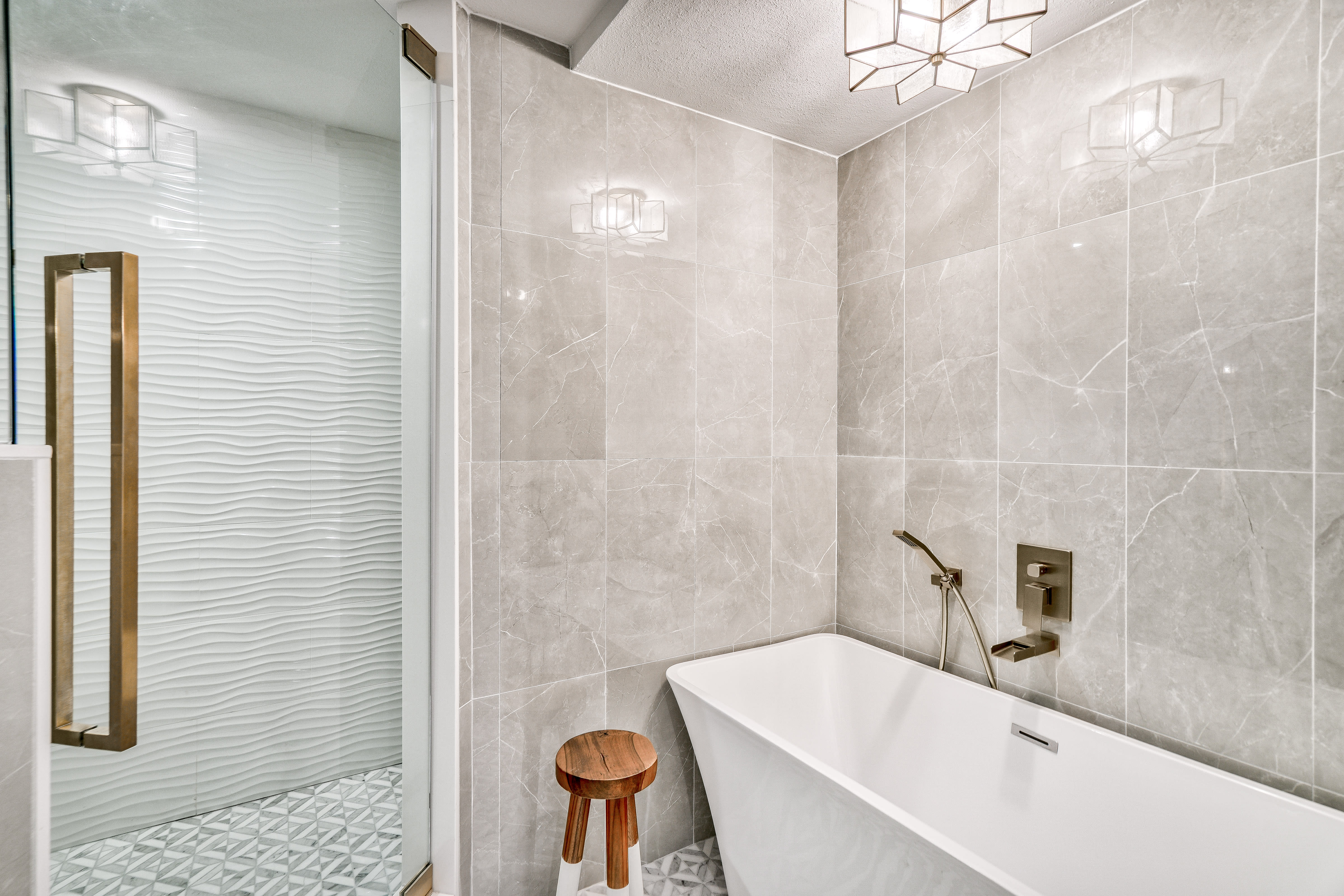 Primary King En-Suite - Oversized Soaking Tub + Walk-In Shower