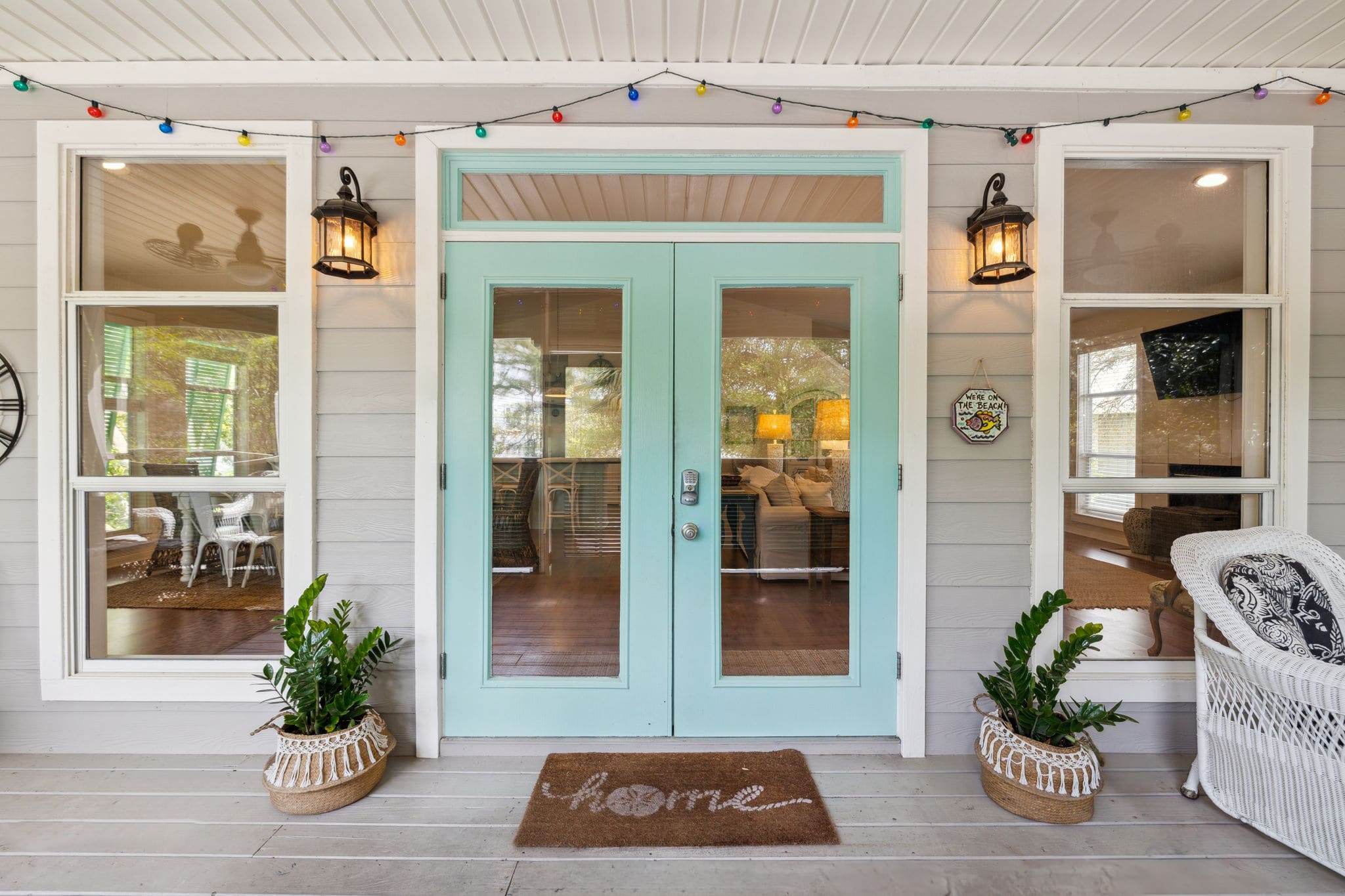 Make Your Way to the 2nd Floor Entry!