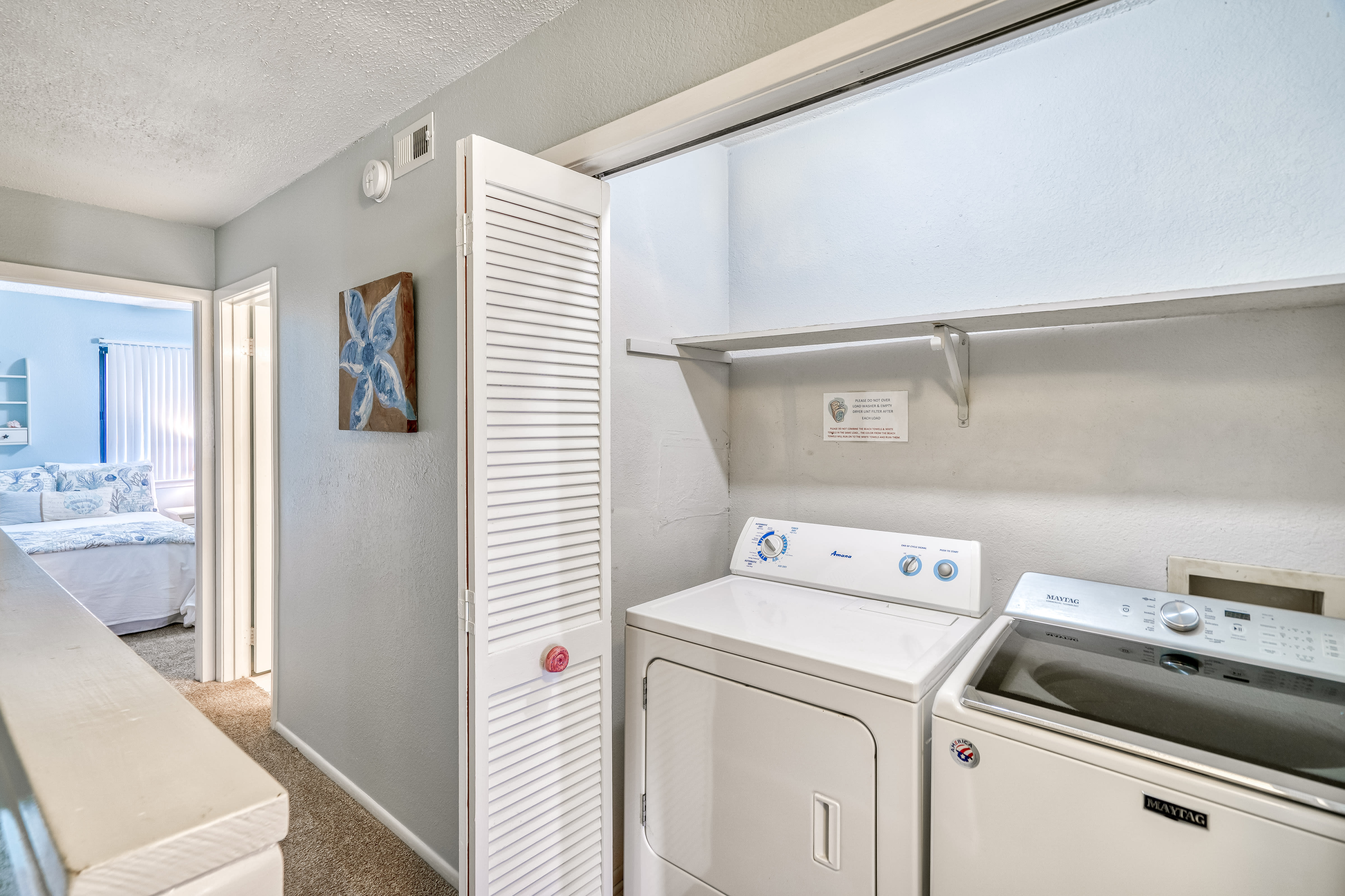 3rd Floor - Hall Laundry