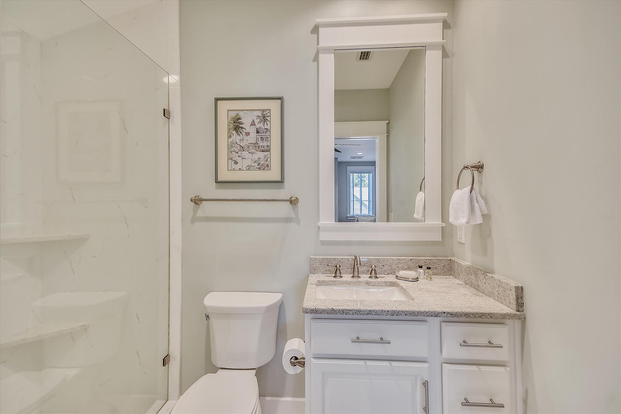 2F King Guest Room (R) En-Suite