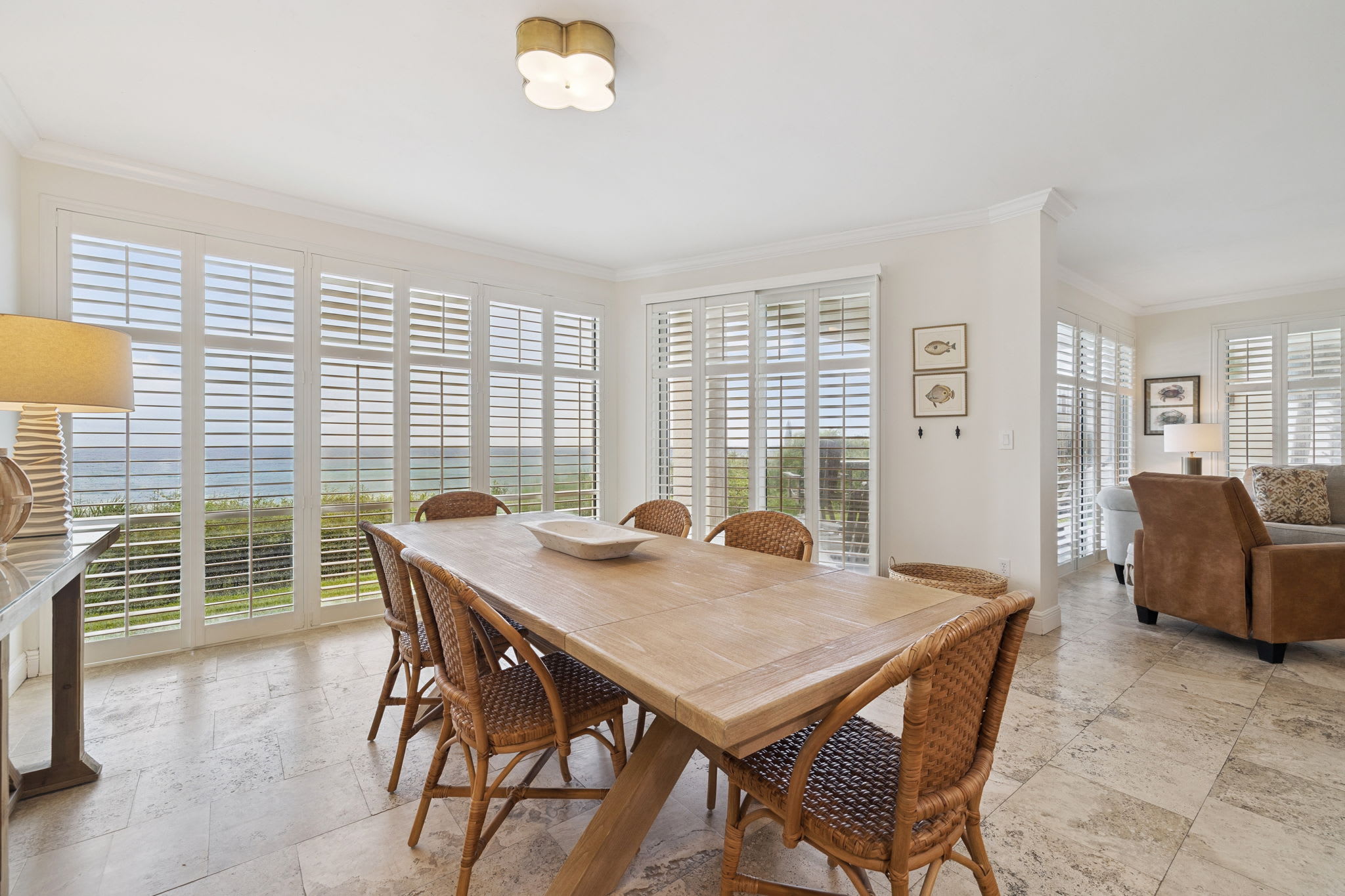 Dining Area with Seating for 8!