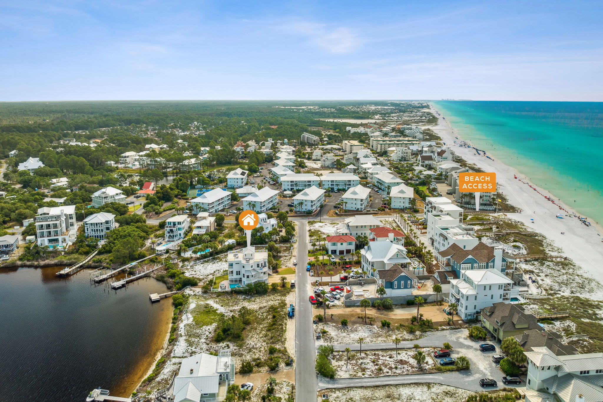 Lake Front and Steps from the Beach Access!