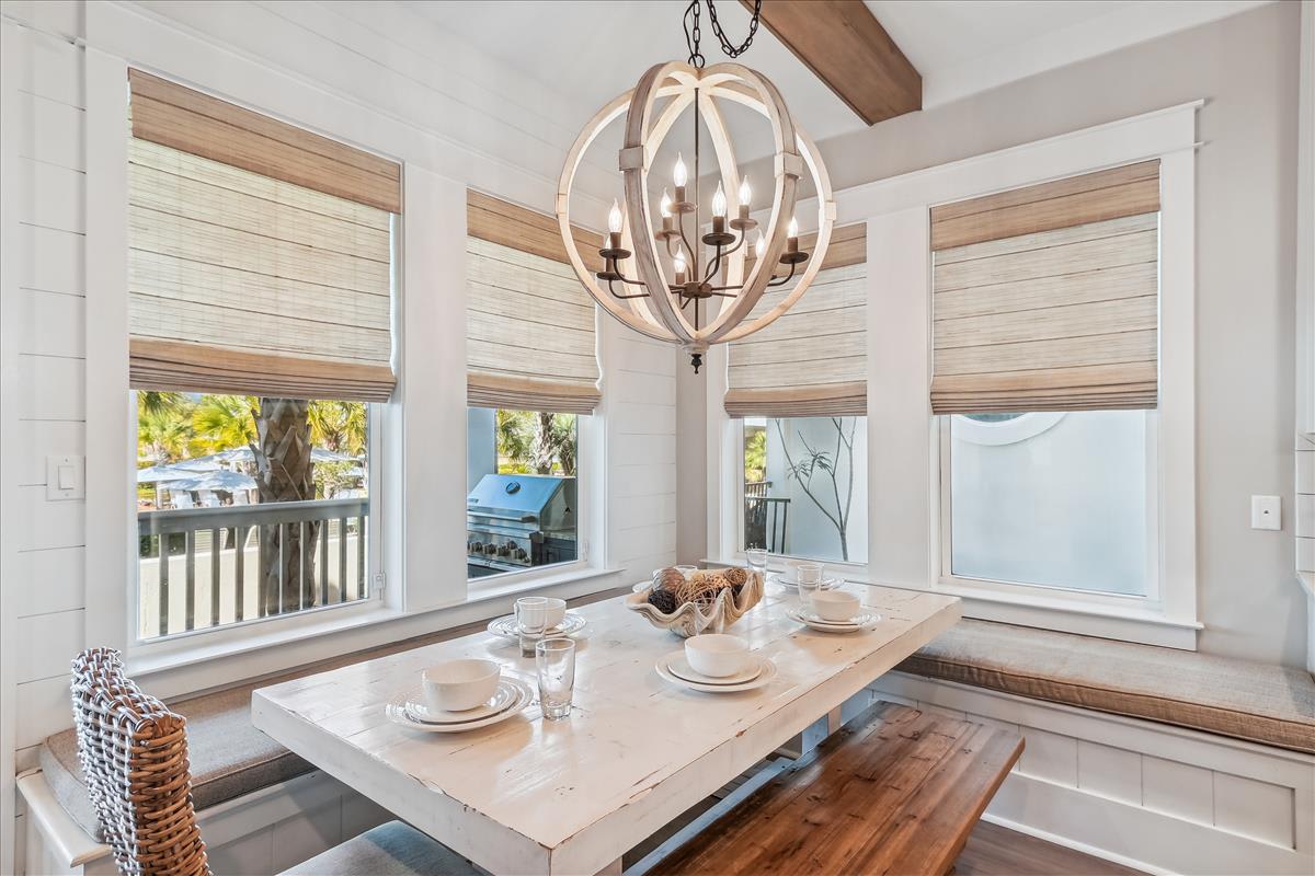 Dining Area - Seats Six or More