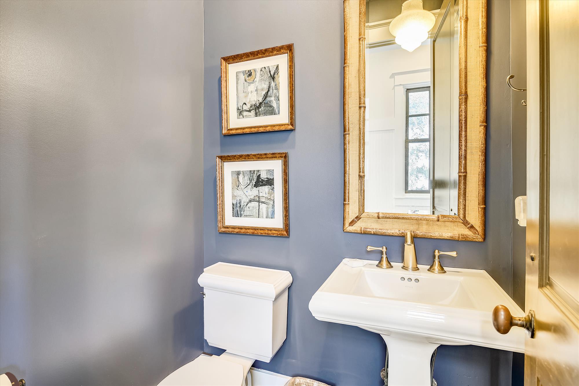 2nd Floor - Powder Room