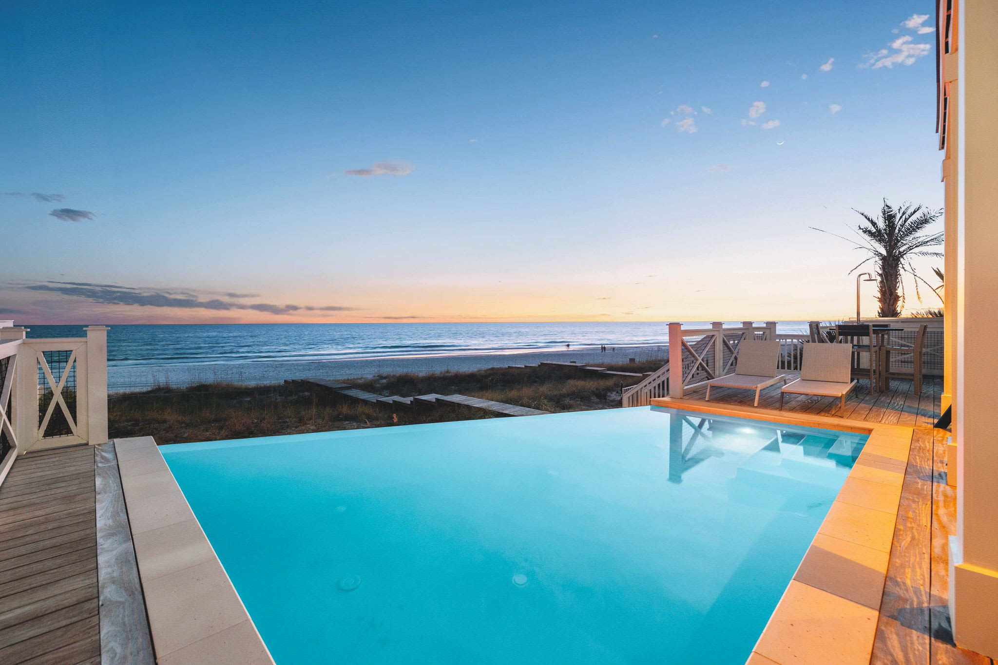 Private Heated Infinity Pool with Stunning Views!