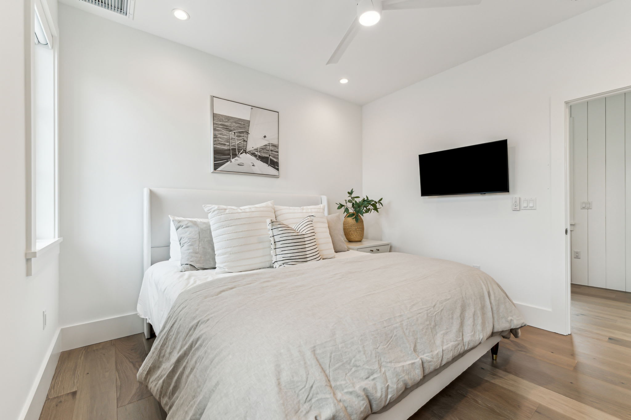 Primary King Suite - Equipped with a Flat-Screen TV