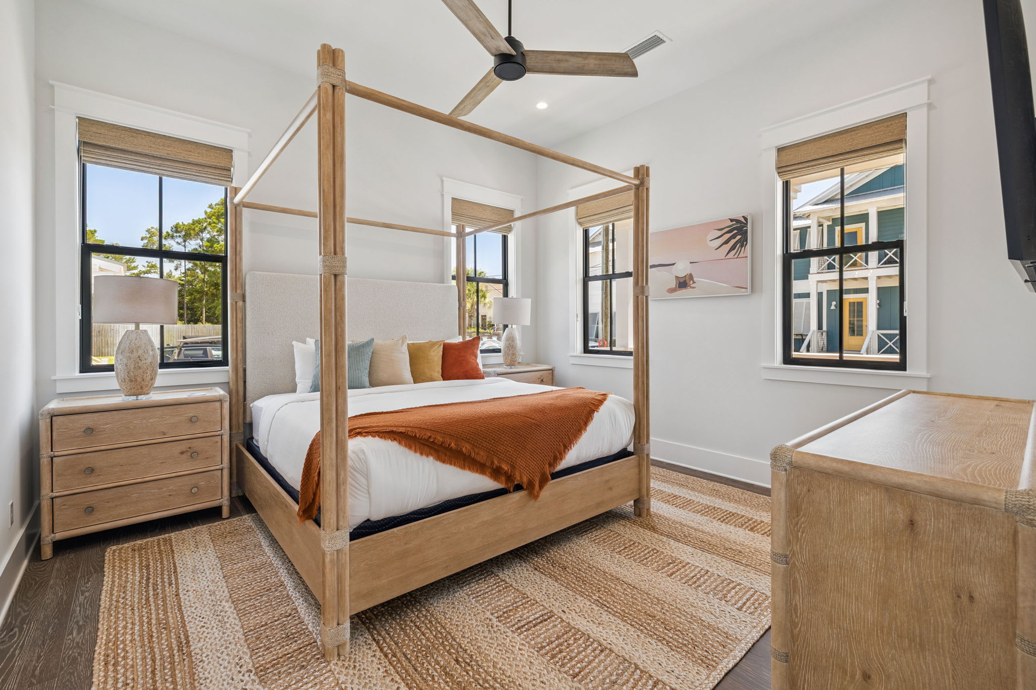 1st Floor - Primary King Suite