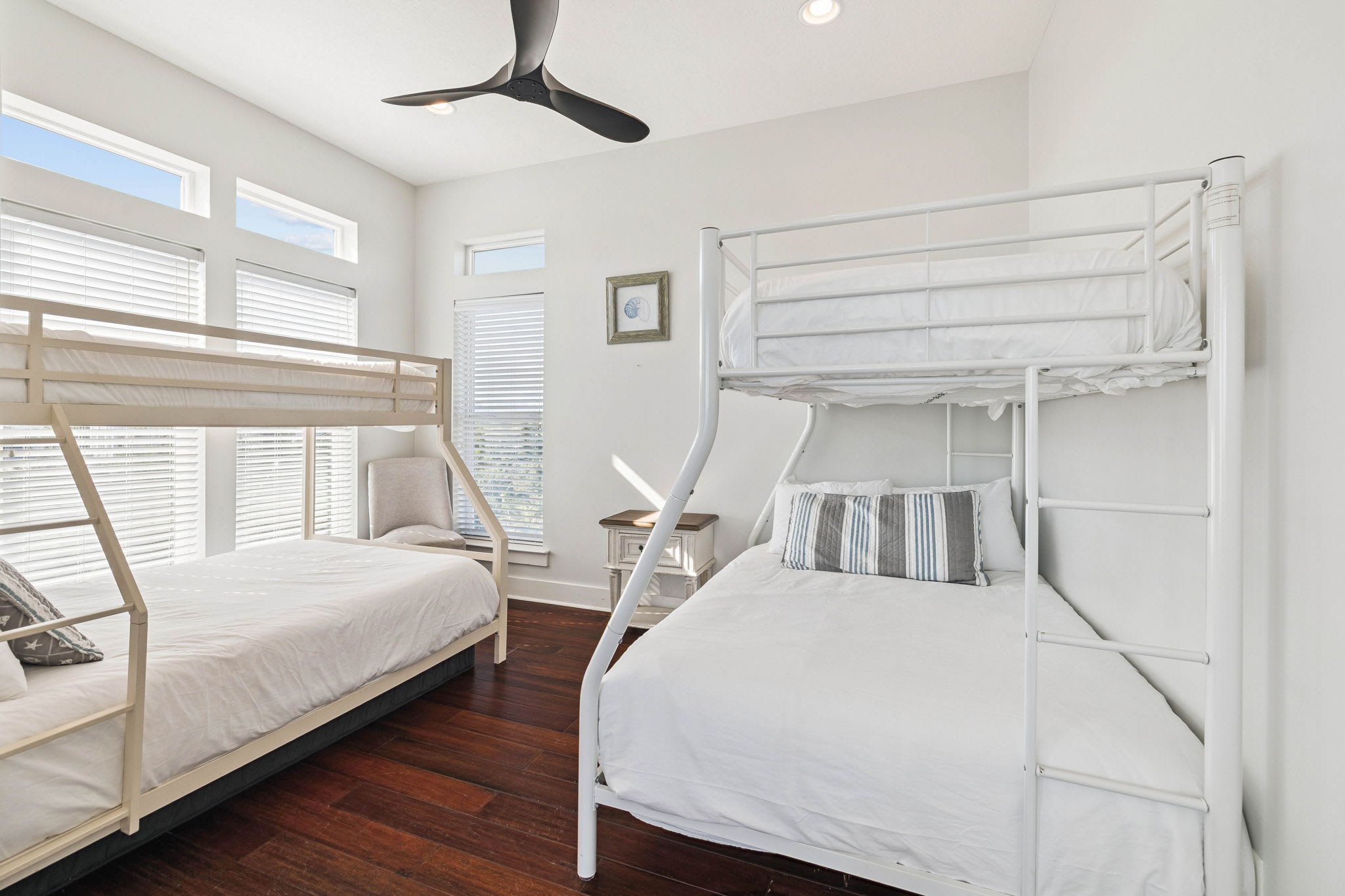 2 Twin over Full Bunks - Sleeping 6!