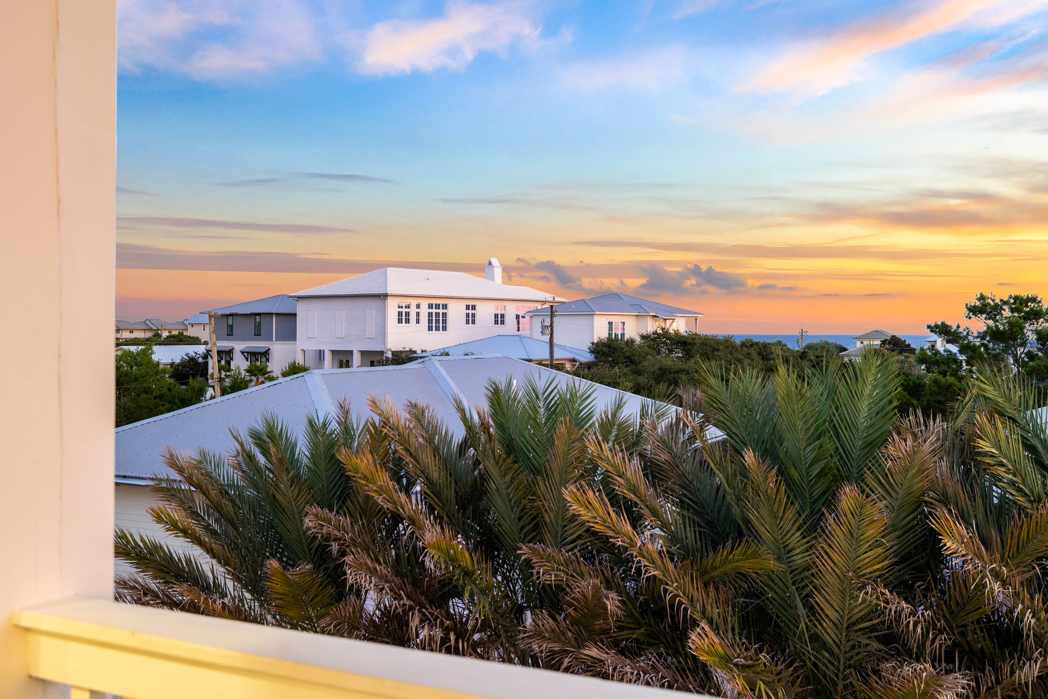 Enjoy Stunning Gulf Views!