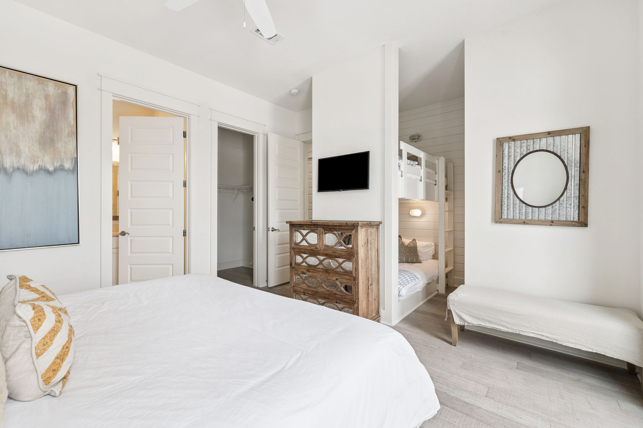 King Guest Suite - Offering a Twin over Twin Bunk & Flat-Screen TV