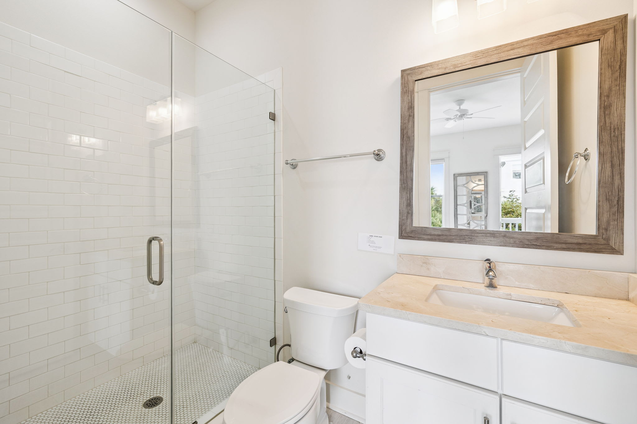 King Guest En-Suite - Single Vanity + Walk-In Shower