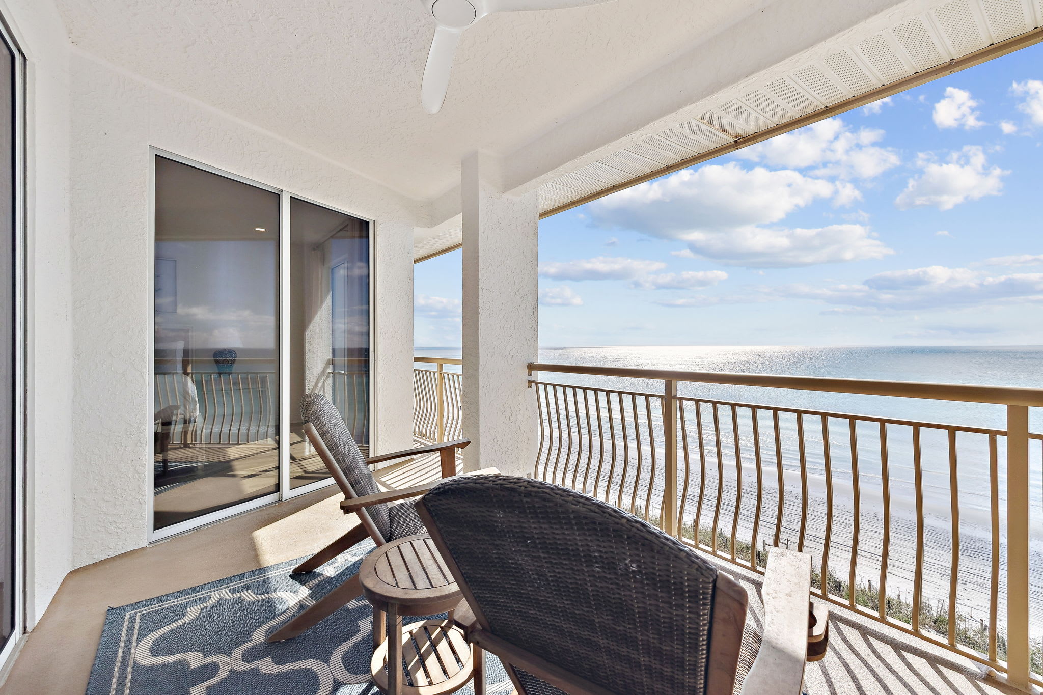 Relax & Unwind on the Gulf-Front Balcony