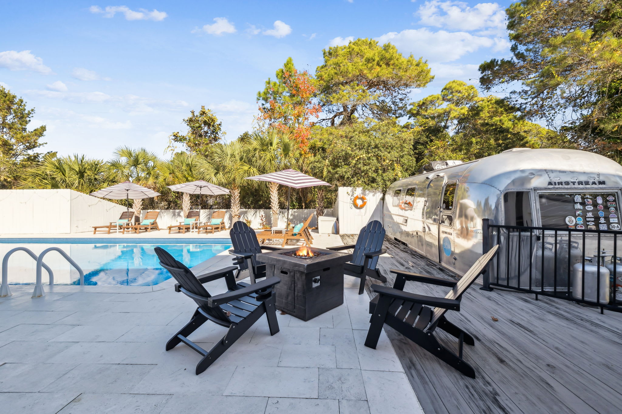 Roast S'mores Over the Fire