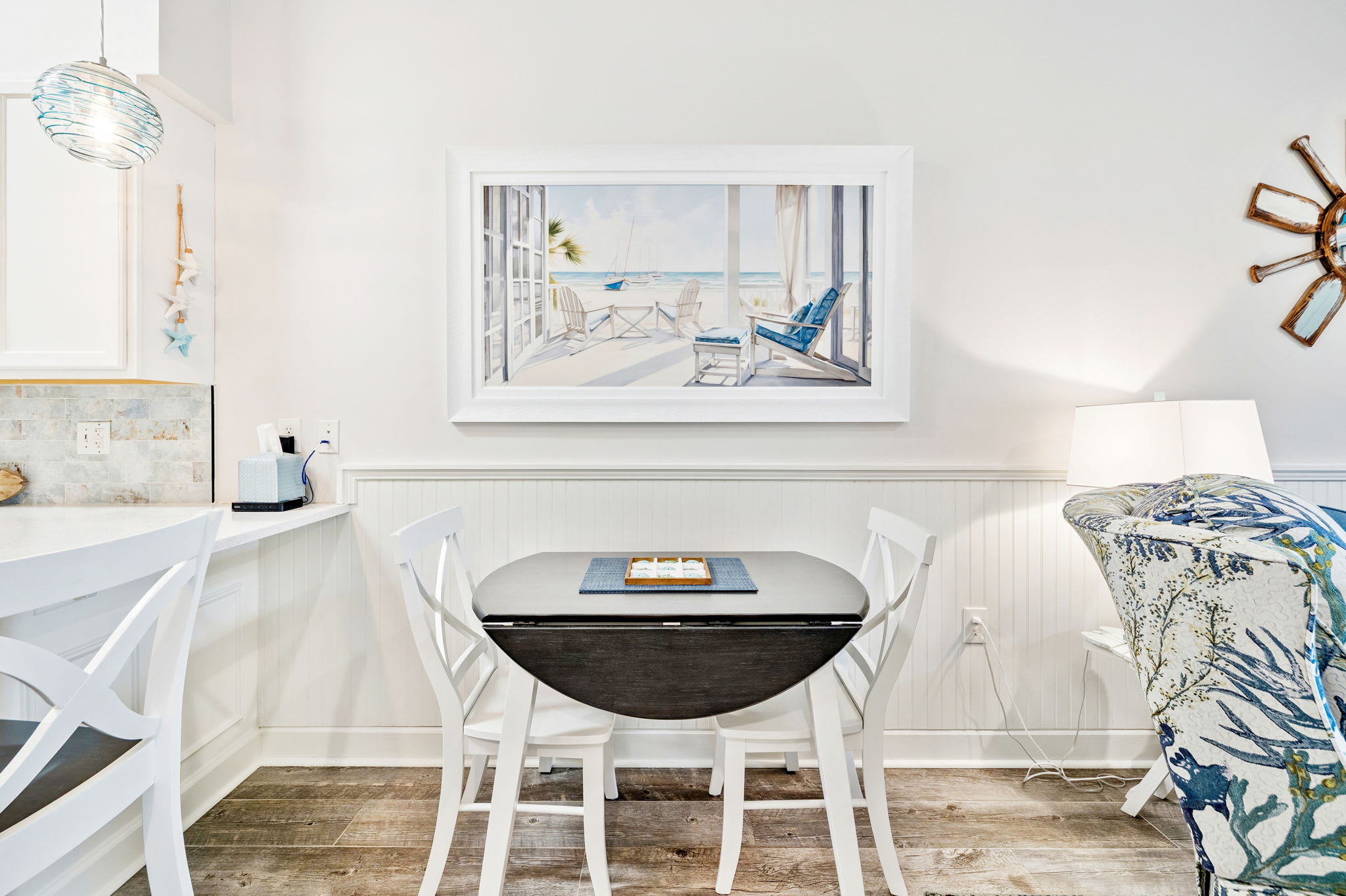 Cozy Dining Nook with Seating for 2