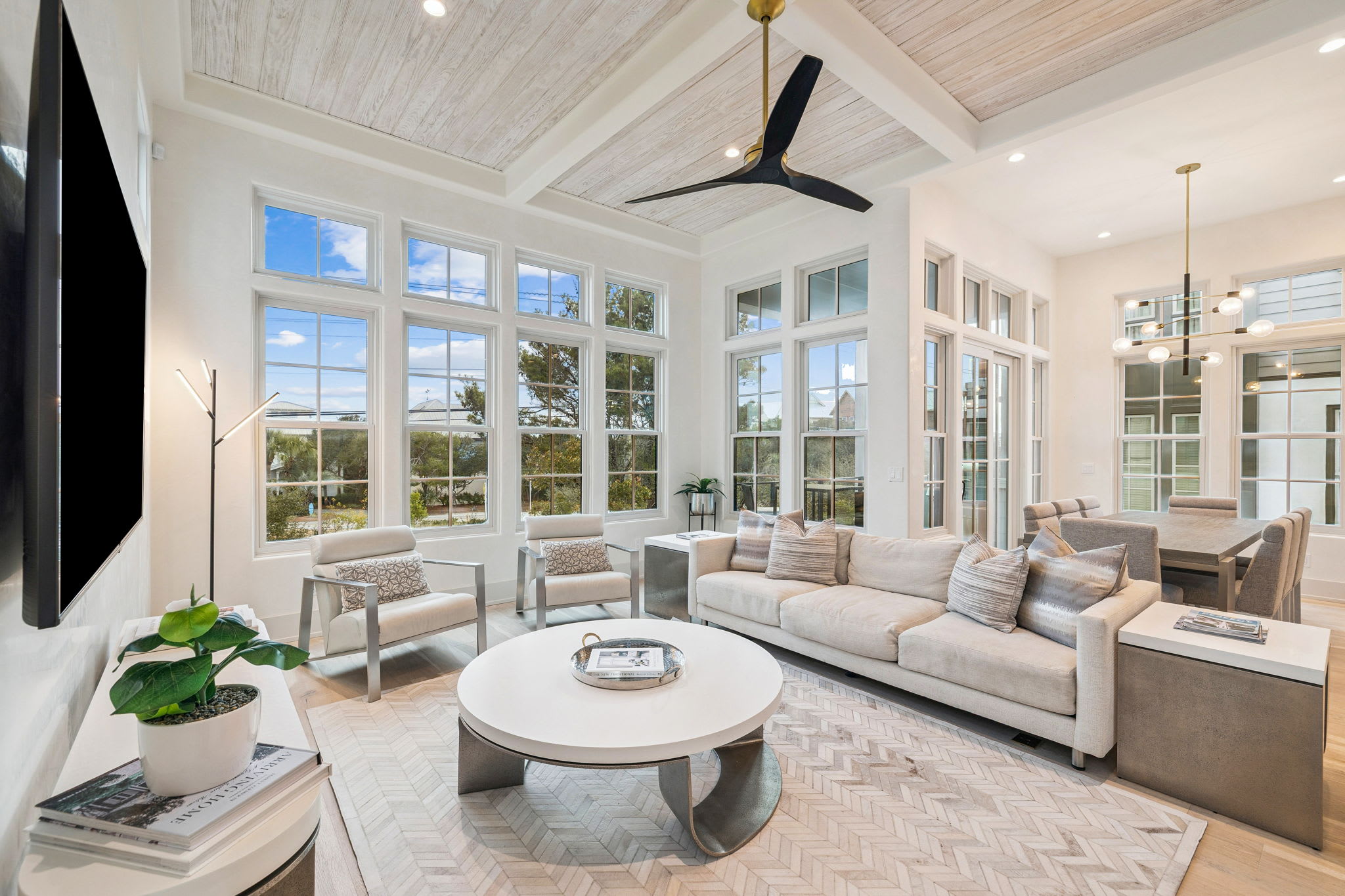 Ample Space for Gathering & Spending Time with Family!