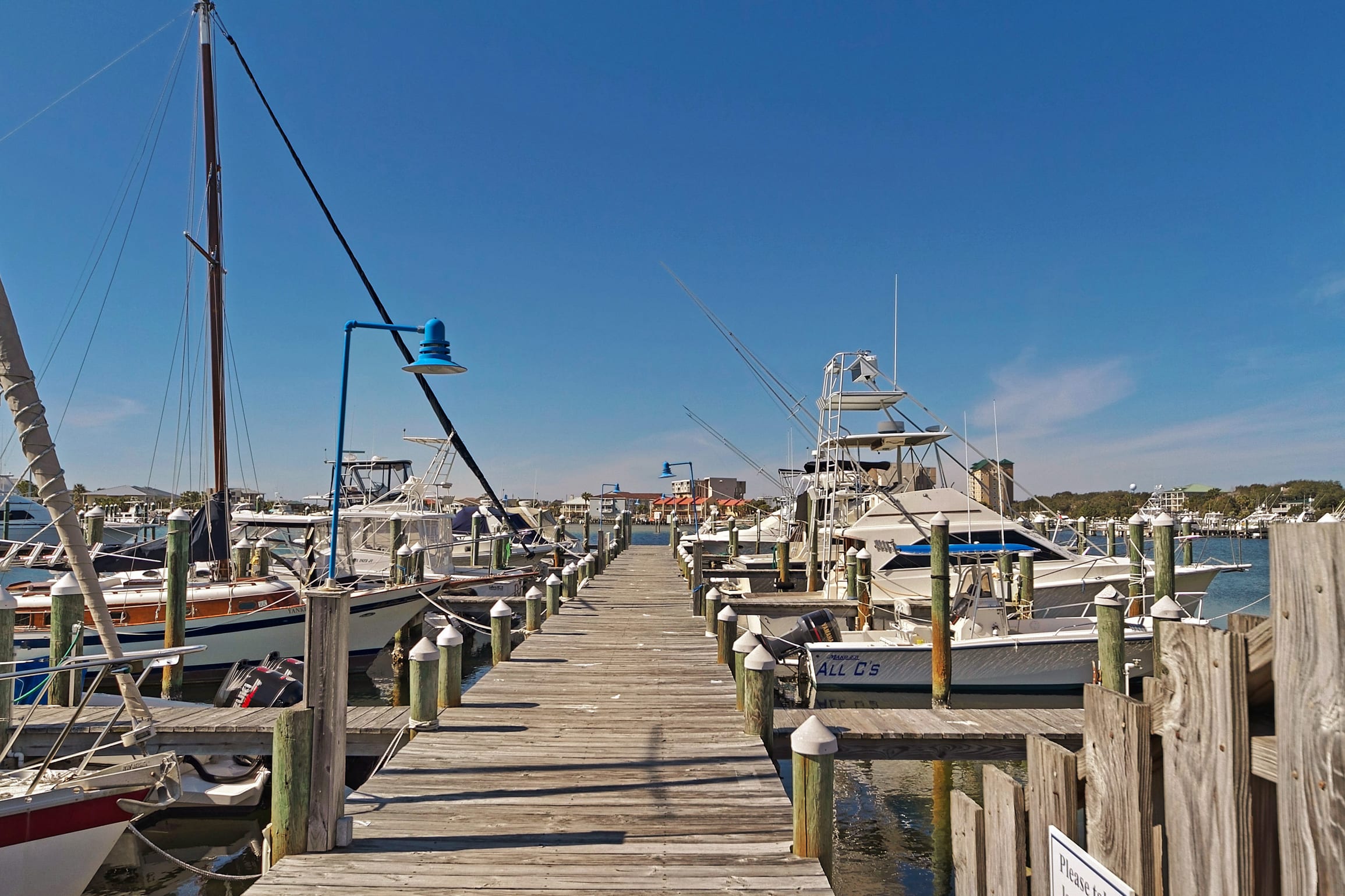 Boat Slip Rentals at Sandpiper Cove 