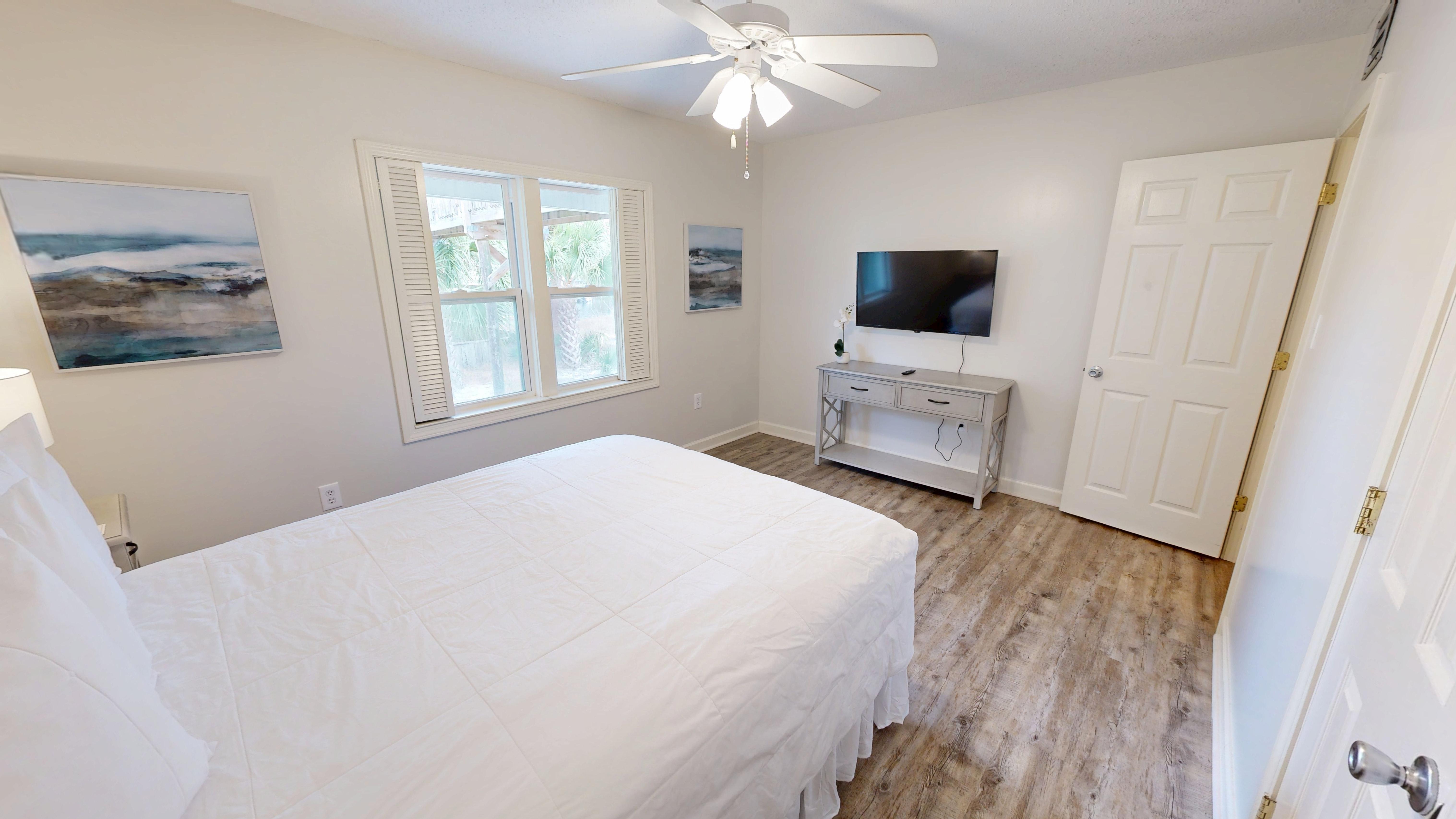 Bedroom 2 (1st Floor)