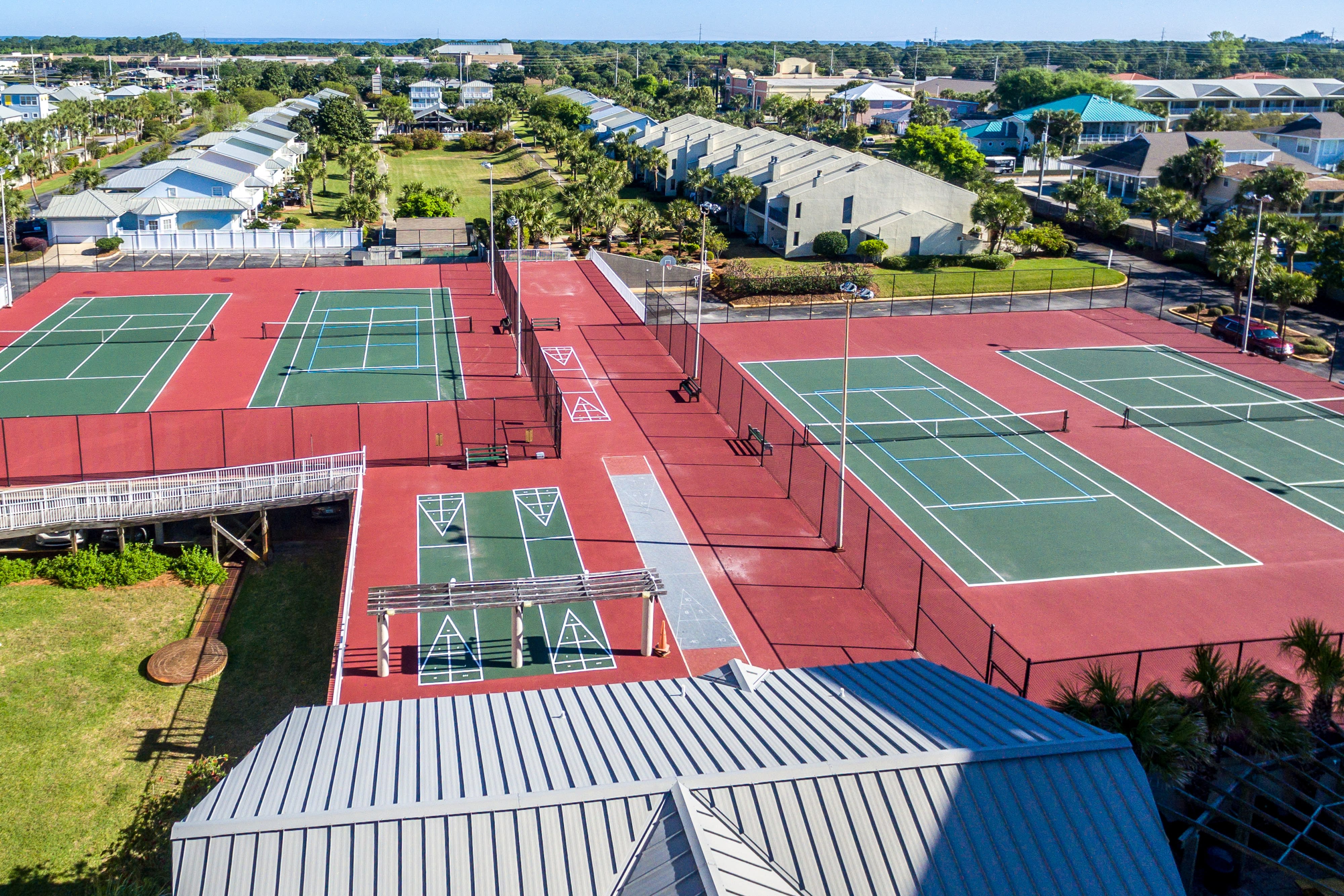 Mainsail Common Areas-9